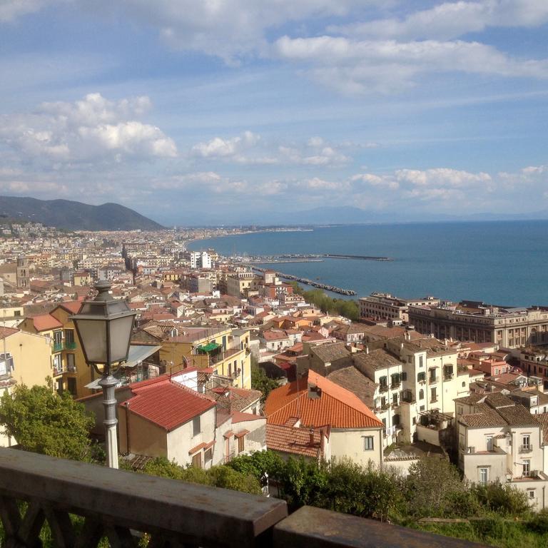 Fronte Al Porto Apartment Салерно Екстериор снимка