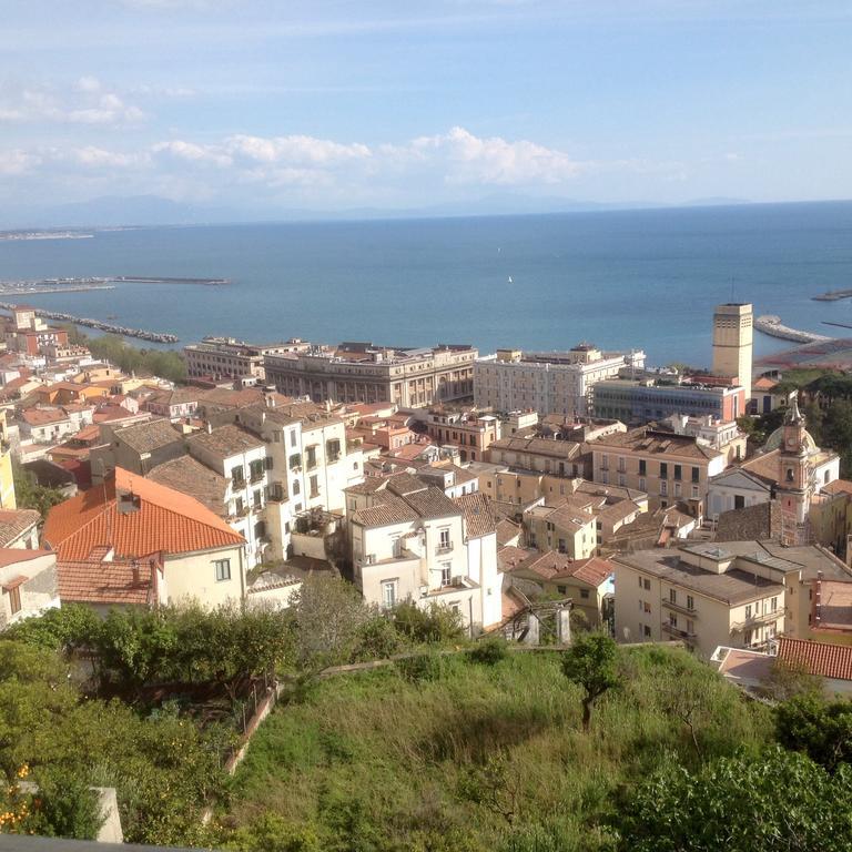 Fronte Al Porto Apartment Салерно Екстериор снимка