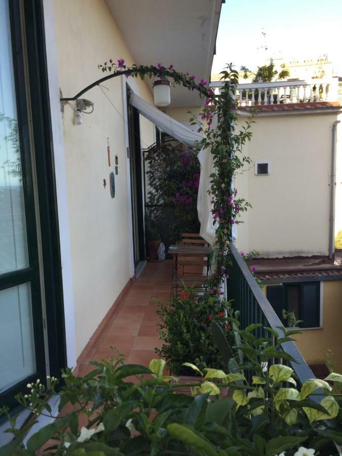 Fronte Al Porto Apartment Салерно Екстериор снимка