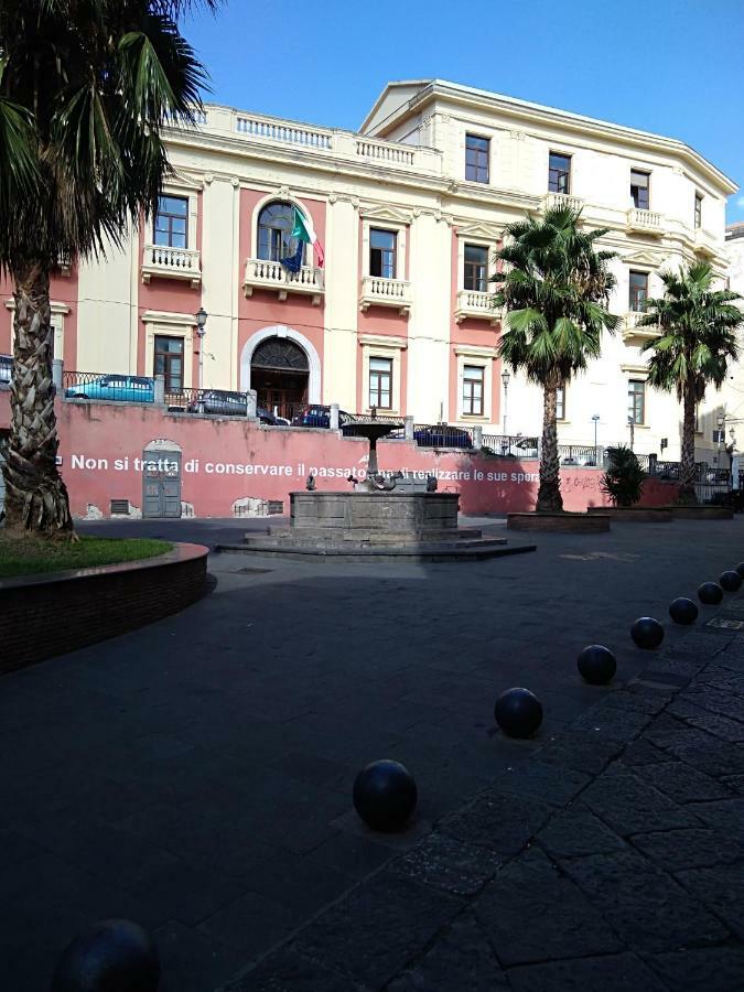 Fronte Al Porto Apartment Салерно Екстериор снимка